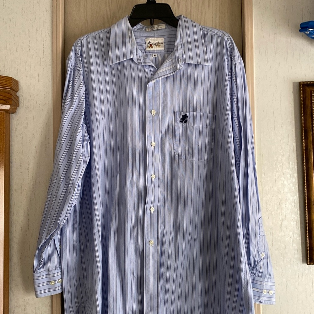 XL Disney men’s 100%cotton shirt